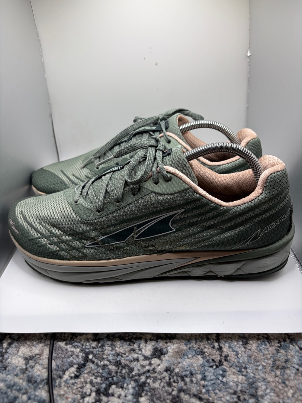 Women’s Altra Timp 2 Running Shoes Size 9